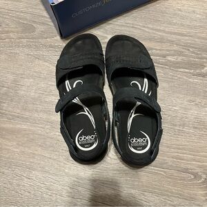 ABEO Brynn Leather Sandal Women's Size 7 Narrow Comfort Black Strappy BW052